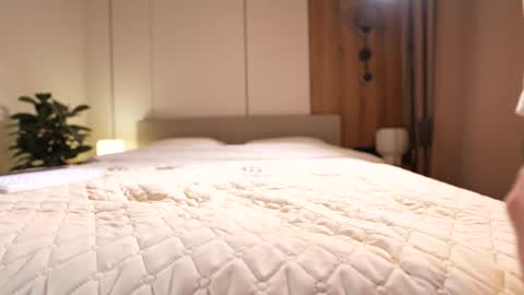 Snapshot of veronica_sland chatting on 05-22-26, 04:56 Veronica online show from 05-22-26, 04:56