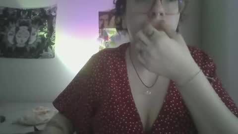 veronicadiscovery online show from 11-30-25, 10:14