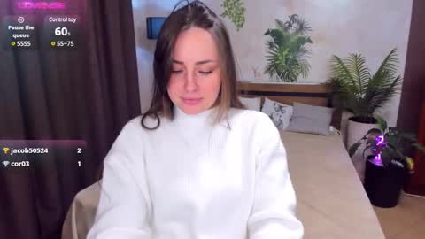 Snapshot of veronicafreman chatting on 01-28-25, 06:49 Veronica online show from 01-28-25, 06:49