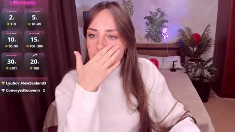 Snapshot of veronicafreman chatting on 02-17-25, 12:38 Veronica online show from 02-17-25, 12:38