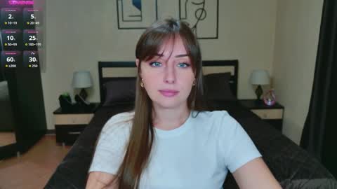 Snapshot of veronicafreman chatting on 09-25-25, 05:11 Veronica online show from 09-25-25, 05:11