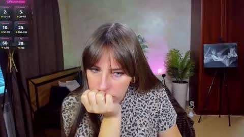 Snapshot of veronicafreman chatting on 09-28-25, 05:24 Veronica online show from 09-28-25, 05:24