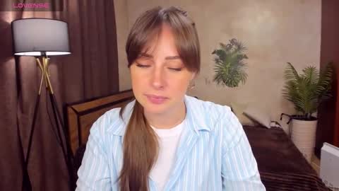 Snapshot of veronicafreman chatting on 10-11-25, 09:30 Veronica online show from 10-11-25, 09:30