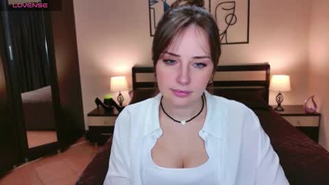 Snapshot of veronicafreman chatting on 11-23-25, 05:29 Veronica online show from 11-23-25, 05:29