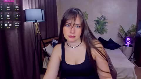 Veronica online show from 12-17-25, 04:51