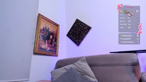 Veronica Gills online show from 02-25-25, 12:58