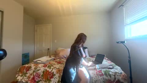 Veronica Lake online show from 01-14-26, 07:41