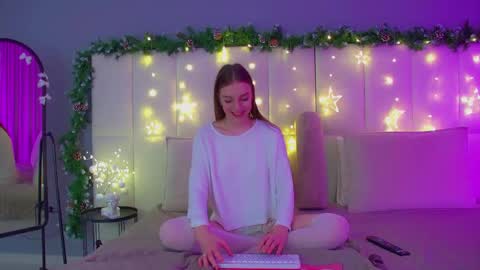 Snapshot of veronicavance chatting on 12-02-25, 06:19 Veronica online show from 12-02-25, 06:19