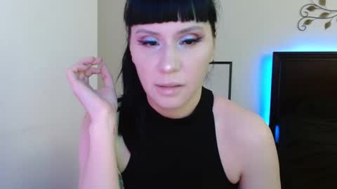 Snapshot of veronika_blak chatting on 12-02-25, 05:46 Miss Veronika Blak online show from 12-02-25, 05:46