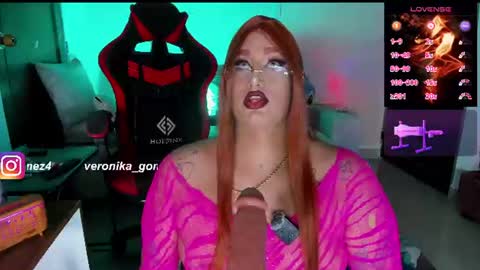 Snapshot of veronika_foxter chatting on 06-24-26, 06:12 veronika gomez ind online show from 06-24-26, 06:12