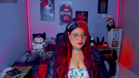 Snapshot of veronika_metalstar chatting on 11-23-25, 04:45 Miss Veronika online show from 11-23-25, 04:45