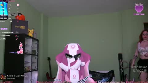 Veronika von Kleist online show from 11-13-25, 11:47