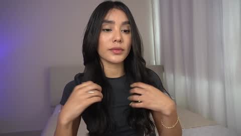  V A L  help me reach 100likes online show from 09-08-25, 05:01