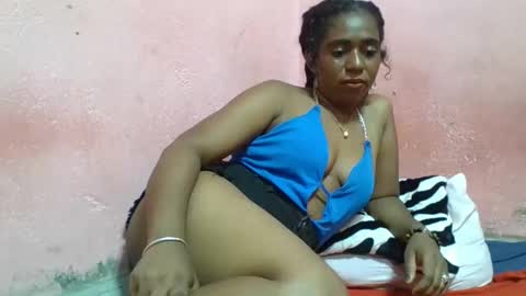 verronique1511 online show from 03-12-25, 06:33