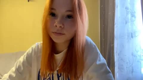 Lina online show from 06-09-26, 11:33