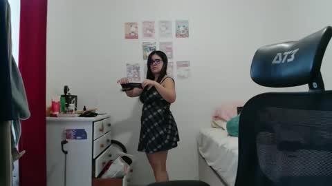 veruca99 online show from 05-27-26, 01:41