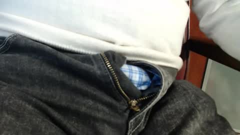 Erik online show from 02-23-25, 05:07