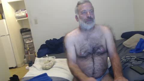 Snapshot of veryveryhairmanindenver chatting on 12-04-24, 12:52 hairy man online show from 12-04-24, 12:52