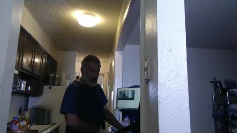 Snapshot of veryveryhairmanindenver chatting on 12-07-24, 10:06 hairy man online show from 12-07-24, 10:06