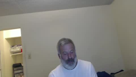 Snapshot of veryveryhairmanindenver chatting on 12-13-24, 12:53 hairy man online show from 12-13-24, 12:53