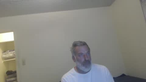 Snapshot of veryveryhairmanindenver chatting on 12-21-24, 12:53 hairy man online show from 12-21-24, 12:53