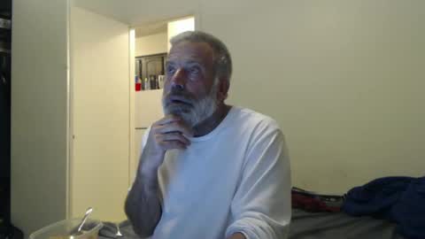 Snapshot of veryveryhairmanindenver chatting on 01-21-25, 01:08 hairy man online show from 01-21-25, 01:08