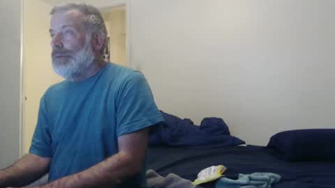 Snapshot of veryveryhairmanindenver chatting on 02-26-25, 01:11 hairy man online show from 02-26-25, 01:11