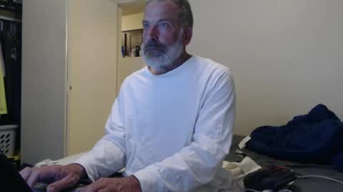 Snapshot of veryveryhairmanindenver chatting on 03-07-25, 02:15 hairy man online show from 03-07-25, 02:15