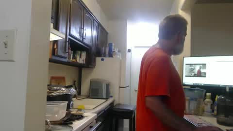 Snapshot of veryveryhairmanindenver chatting on 09-20-25, 08:54 hairy man online show from 09-20-25, 08:54