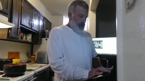 Snapshot of veryveryhairmanindenver chatting on 09-23-25, 11:52 hairy man online show from 09-23-25, 11:52