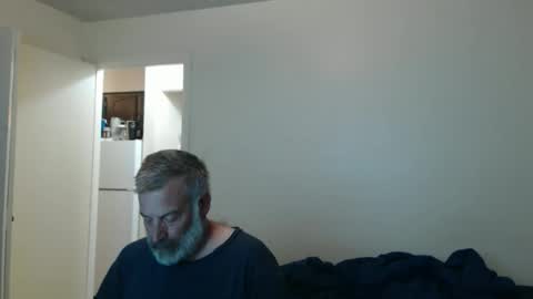 Snapshot of veryveryhairmanindenver chatting on 10-20-25, 12:00 hairy man online show from 10-20-25, 12:00