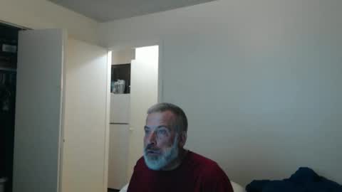Snapshot of veryveryhairmanindenver chatting on 02-04-26, 01:00 hairy man online show from 02-04-26, 01:00
