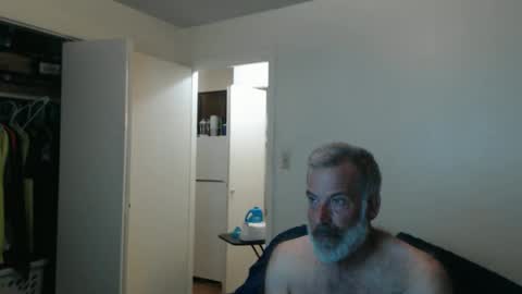Snapshot of veryveryhairmanindenver chatting on 02-15-26, 01:13 hairy man online show from 02-15-26, 01:13