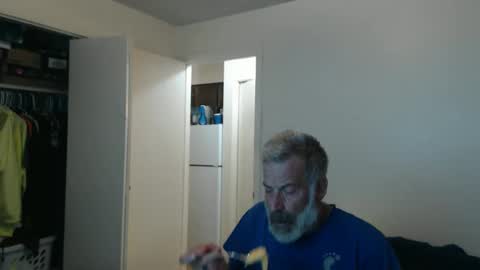 Snapshot of veryveryhairmanindenver chatting on 02-25-26, 12:53 hairy man online show from 02-25-26, 12:53