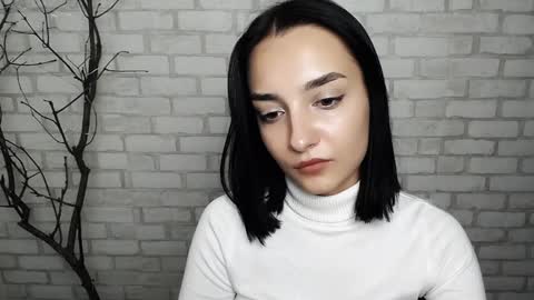 Snapshot of veryveryshygirl chatting on 12-05-24, 04:23 Ana online show from 12-05-24, 04:23