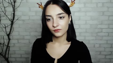 Snapshot of veryveryshygirl chatting on 12-24-24, 01:28 Ana online show from 12-24-24, 01:28