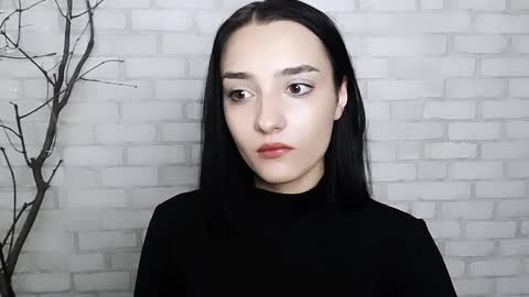 Snapshot of veryveryshygirl chatting on 01-02-25, 11:31 Ana online show from 01-02-25, 11:31