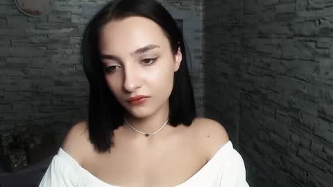 Snapshot of veryveryshygirl chatting on 01-07-25, 08:45 Ana online show from 01-07-25, 08:45