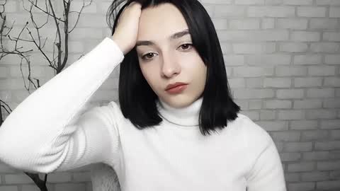 Snapshot of veryveryshygirl chatting on 01-16-25, 08:22 Ana online show from 01-16-25, 08:22