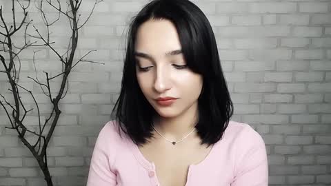 Snapshot of veryveryshygirl chatting on 01-28-25, 09:41 Ana online show from 01-28-25, 09:41