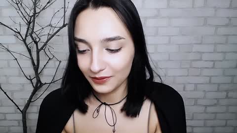 Snapshot of veryveryshygirl chatting on 01-31-25, 05:32 Ana online show from 01-31-25, 05:32