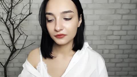 Snapshot of veryveryshygirl chatting on 02-01-25, 02:13 Ana online show from 02-01-25, 02:13