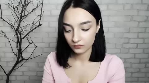 Snapshot of veryveryshygirl chatting on 02-22-25, 09:34 Ana online show from 02-22-25, 09:34