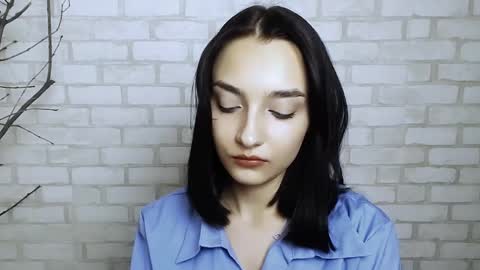 Snapshot of veryveryshygirl chatting on 02-27-25, 05:15 Ana online show from 02-27-25, 05:15