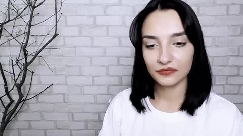 Snapshot of veryveryshygirl chatting on 03-06-25, 05:33 Ana online show from 03-06-25, 05:33