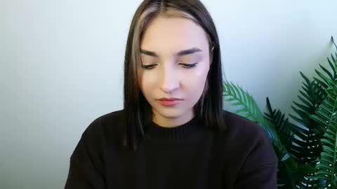 Snapshot of veryveryshygirl chatting on 10-09-25, 11:08 Ana online show from 10-09-25, 11:08