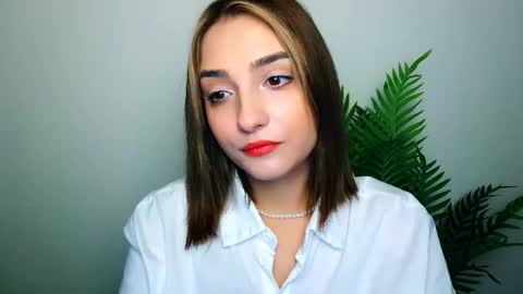 Snapshot of veryveryshygirl chatting on 12-05-25, 07:32 Ana online show from 12-05-25, 07:32