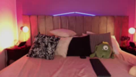 Sthefanny online show from 02-15-25, 01:21