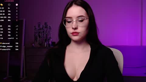 Snapshot of vetta_dey chatting on 02-20-25, 11:43 Iva online show from 02-20-25, 11:43