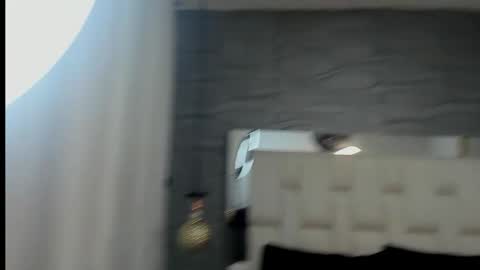 Vanesaa online show from 05-14-26, 11:00